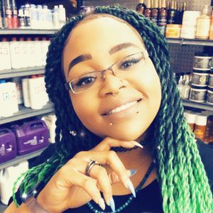 Meet your Posher, Jillian